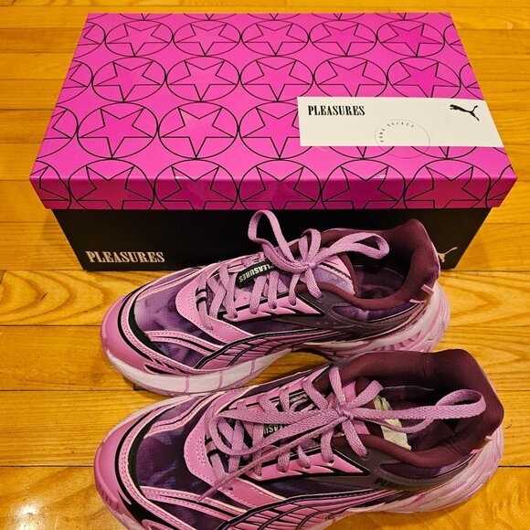 PUMA x Pleasures Velophasis Overdye Sneakers - W7 - Picture 2 of 3